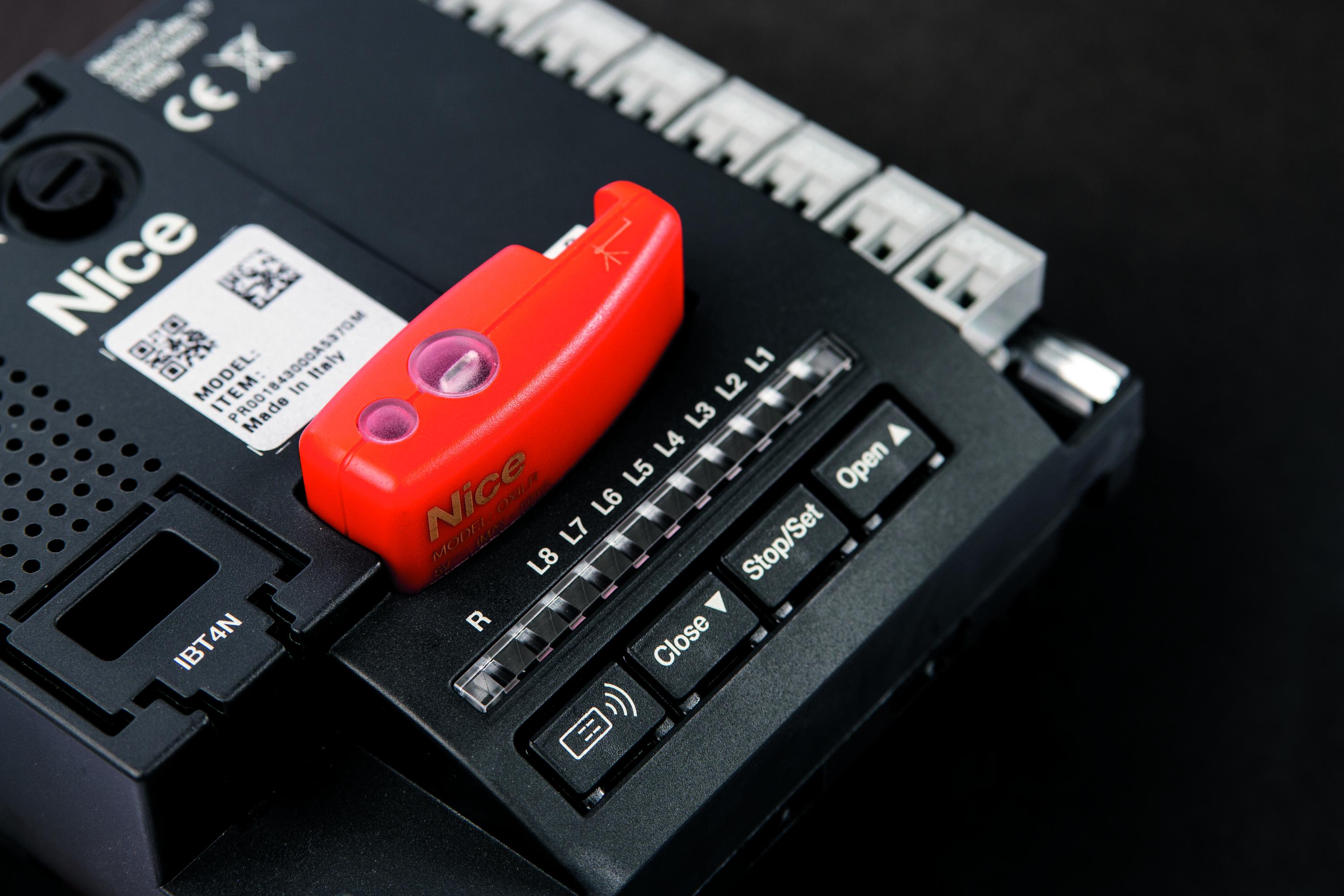 Přijímač zásuvný, 4 kanálový, 433,92 MHz, paměť na 1024 LoRa