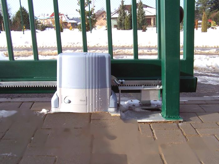 THOR1500KCE motor pro posuvné brány do 1500 kg